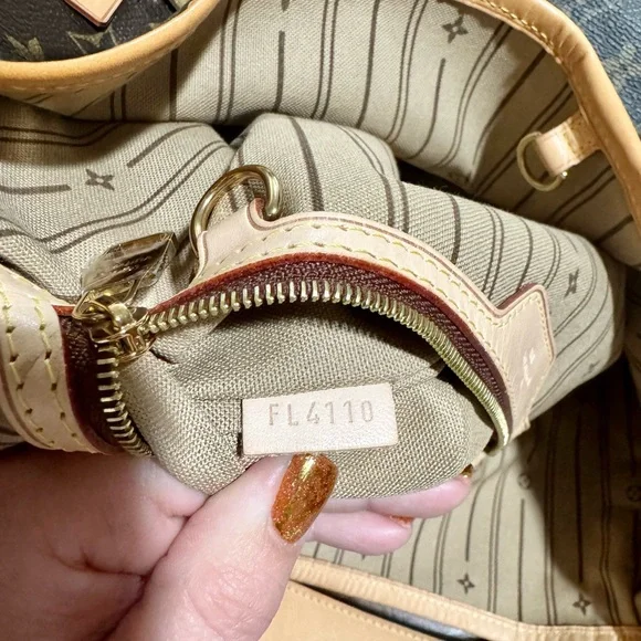 Louis Vuitton Delightful GM - Picture 16 of 16